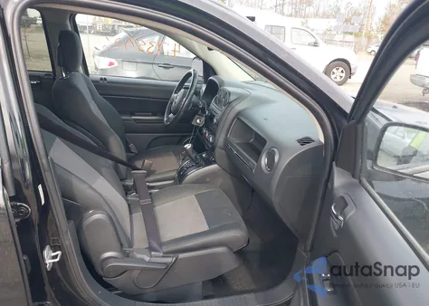 2012 Jeep Compass Latitude z USA, uszkodzony, nr VIN 1C4NJDEBXCD676523